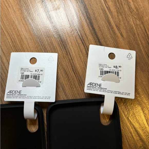 NWT Ardene - Iphone XR Case - Picture 3 of 3